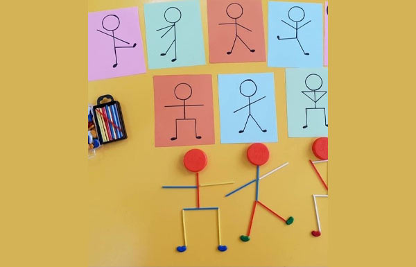 Juguemos a observar: taller de creación e imaginación  