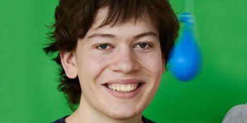 Jann Horn, alemán de 22 años, descubre la mayor vulnerabilidad de los procesadores, estudiando códigos de cálculos numéricos