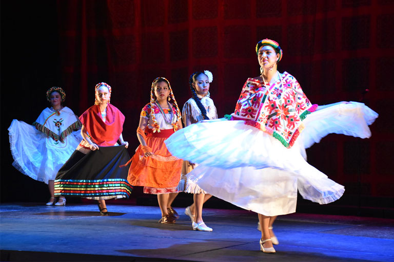 Danza folclórica de Zentzontle UDLAP