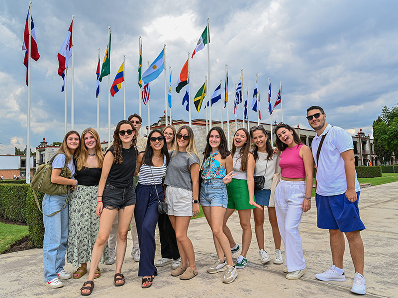Estudiantes en proceso de transferencia universitaria