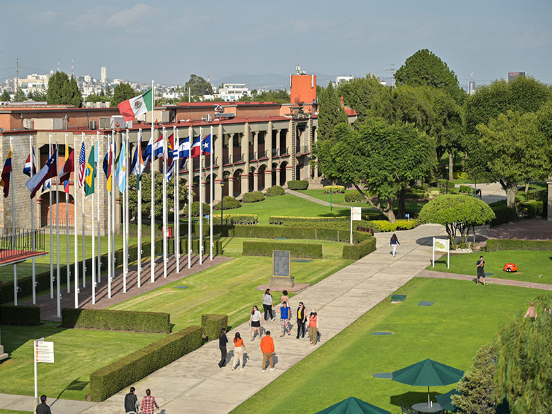 Estudiantes internacionales en programas de intercambio en el campus UDLAP