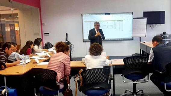 Apertura del Diplomado: Profesionalización de la empresa familiar
