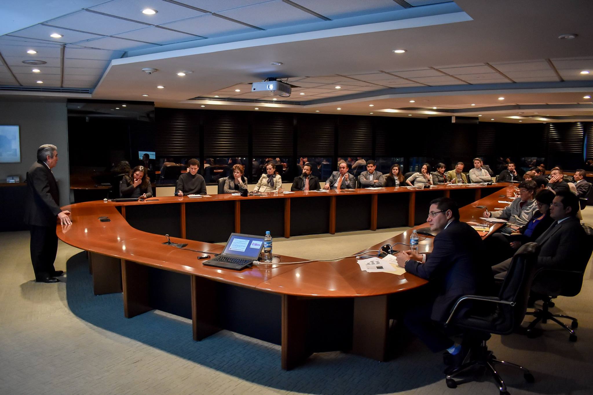 PLÁTICA “Impacto de la Empresa Familiar en la economía de México” Sede Bolsa Mexicana de Valores