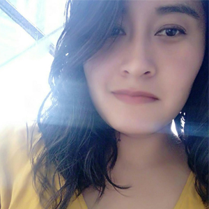 Alma Cruz